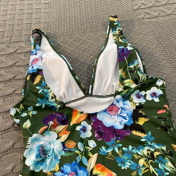 NWT Shein Floral One Piece Swimsuit ~ XL - Picture 7 of 10